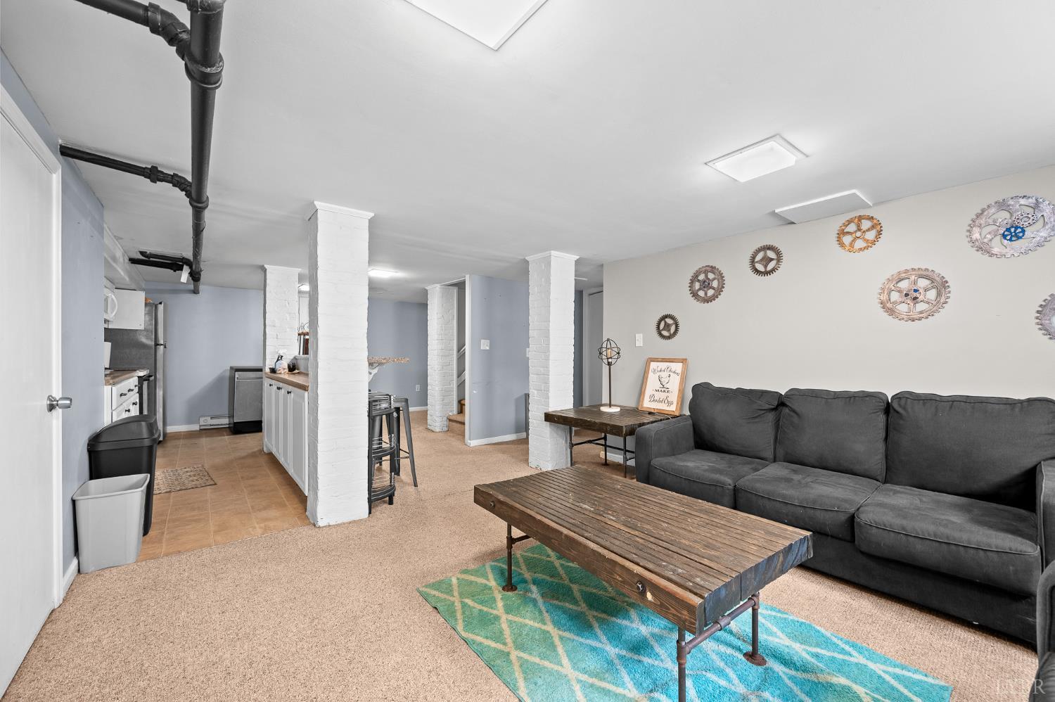 Lynchburg, Virginia 24503, United States, 4 Bedrooms Bedrooms, ,4 BathroomsBathrooms,Residential,Active,196812