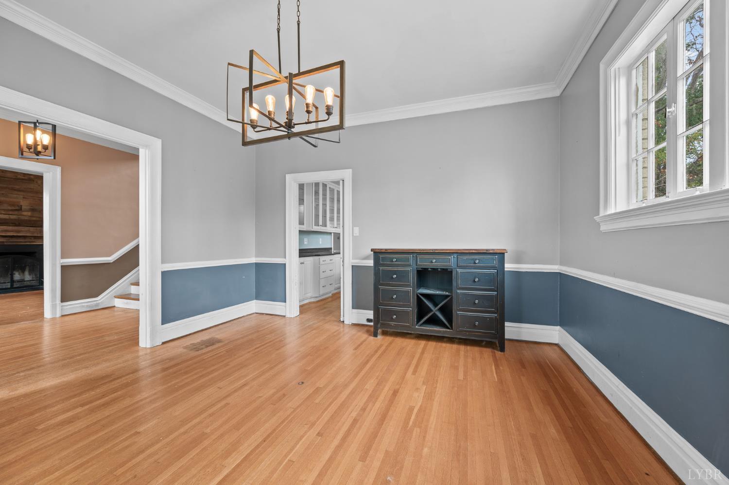 Lynchburg, Virginia 24503, United States, 4 Bedrooms Bedrooms, ,4 BathroomsBathrooms,Residential,Active,196812