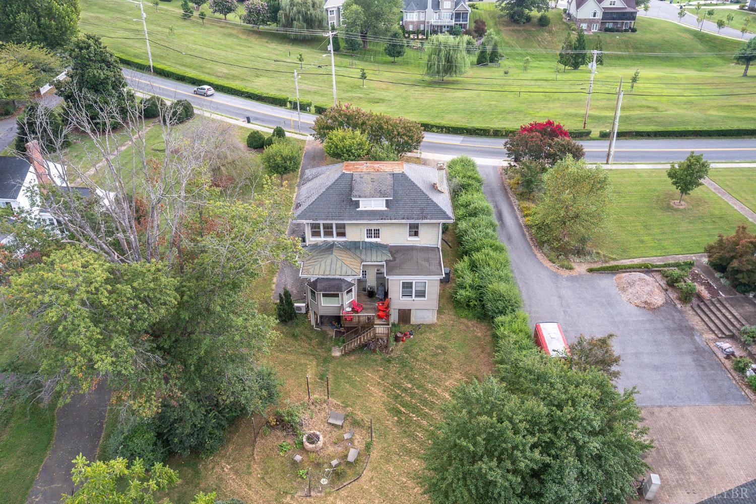 Lynchburg, Virginia 24503, United States, 4 Bedrooms Bedrooms, ,4 BathroomsBathrooms,Residential,Active,196812