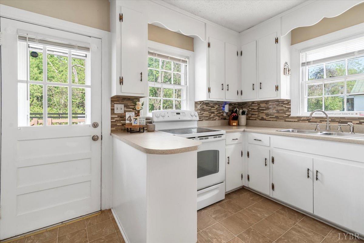 152 Pine Street, Amherst, Virginia image 13