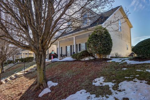Tiny photo for 1040 Cranberry Ct Ct, Moneta, VA 24121 (MLS # 364444)