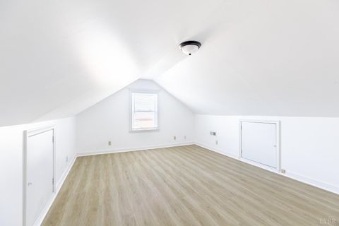 Tiny photo for 154 Lake Court Ave Ave, Lynchburg, VA 24502 (MLS # 365109)