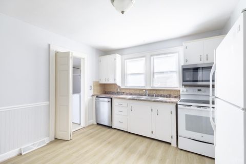 Tiny photo for 154 Lake Court Ave Ave, Lynchburg, VA 24502 (MLS # 365109)