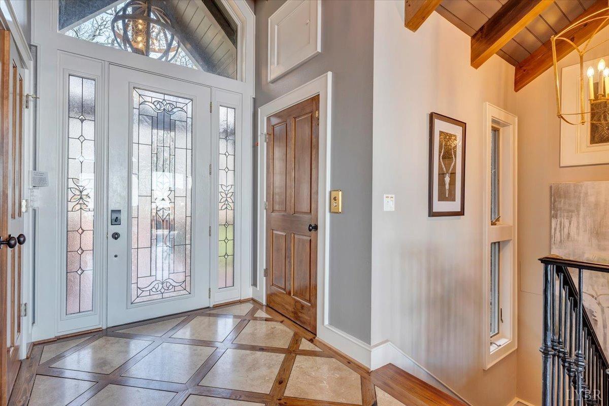 Wintergreen, Virginia 22967, United States, 6 Bedrooms Bedrooms, ,6 BathroomsBathrooms,Residential,Active,121931