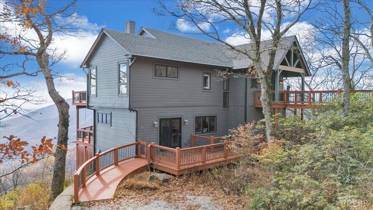 Wintergreen, Virginia 22967, United States, 6 Bedrooms Bedrooms, ,6 BathroomsBathrooms,Residential,Active,121931