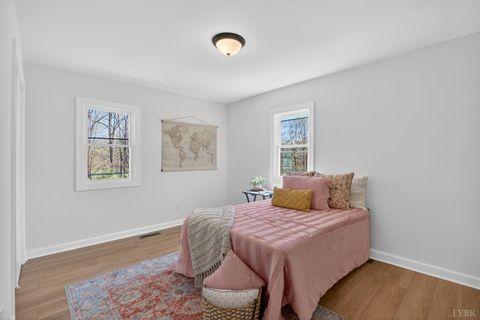 Tiny photo for 161 Sunrise Street, Appomattox, VA 24522 (MLS # 365535)