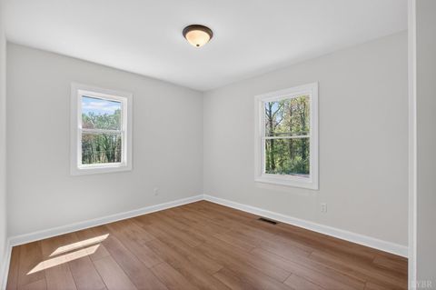 Tiny photo for 161 Sunrise Street, Appomattox, VA 24522 (MLS # 365535)