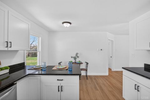 Tiny photo for 161 Sunrise Street, Appomattox, VA 24522 (MLS # 365535)