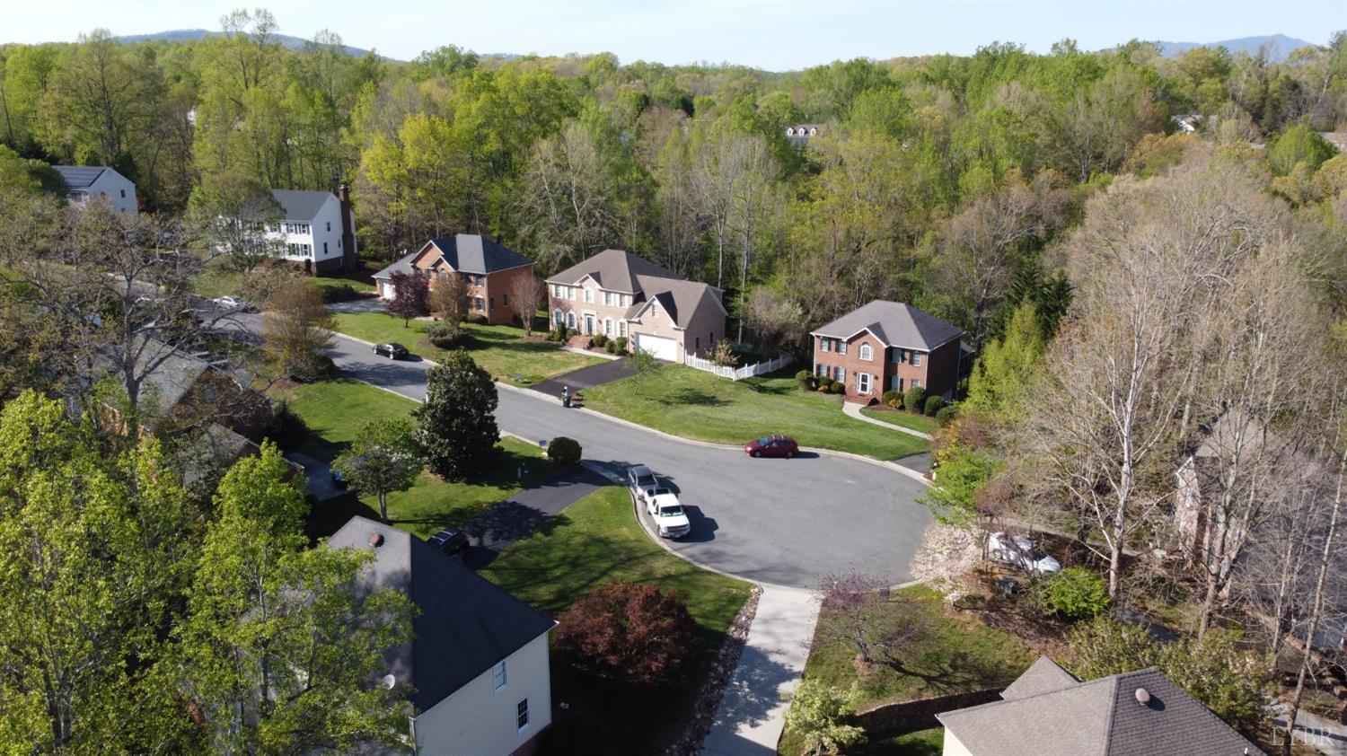 352 Wild Turkey Road Rd, Lynchburg, Virginia image 2