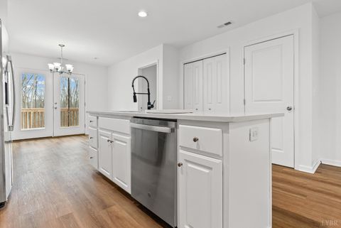 Tiny photo for 150 Oak Grove Drive, Madison Heights, VA 24572 (MLS # 363857)