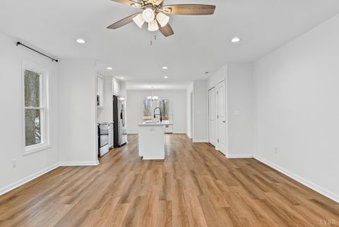 Tiny photo for 150 Oak Grove Drive, Madison Heights, VA 24572 (MLS # 363857)