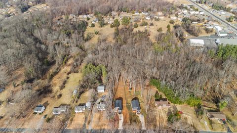 Tiny photo for 150 Oak Grove Drive, Madison Heights, VA 24572 (MLS # 363857)