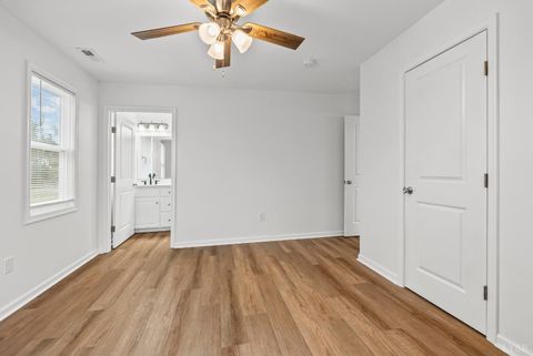 Tiny photo for 150 Oak Grove Drive, Madison Heights, VA 24572 (MLS # 363857)