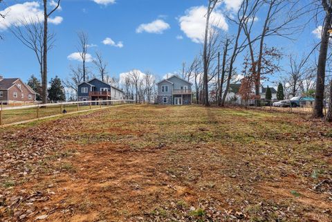 Tiny photo for 150 Oak Grove Drive, Madison Heights, VA 24572 (MLS # 363857)