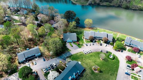 Tiny photo for 472 Oak Point Road, Forest, VA 24551 (MLS # 365775)