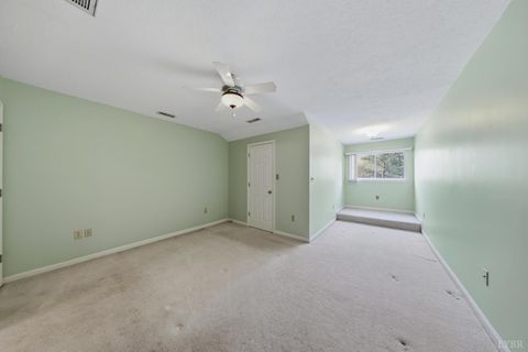 Tiny photo for 472 Oak Point Road, Forest, VA 24551 (MLS # 365775)