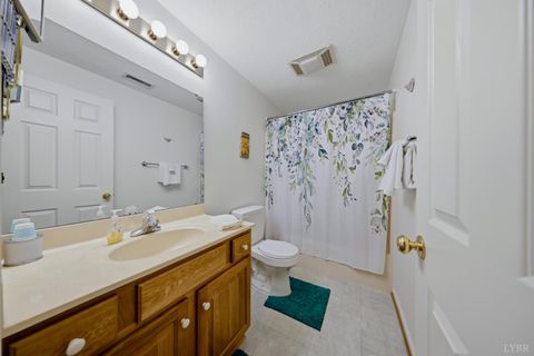 Tiny photo for 472 Oak Point Road, Forest, VA 24551 (MLS # 365775)