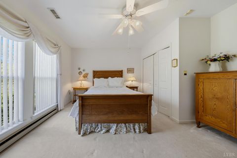 Tiny photo for 472 Oak Point Road, Forest, VA 24551 (MLS # 365775)