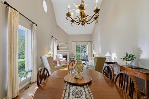 Tiny photo for 472 Oak Point Road, Forest, VA 24551 (MLS # 365775)