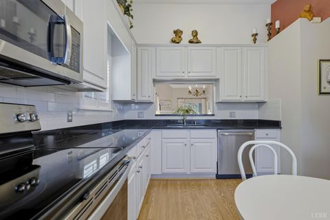 Tiny photo for 472 Oak Point Road, Forest, VA 24551 (MLS # 365775)