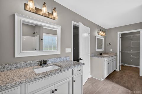 Tiny photo for 1722 Country Club Road Rd, Appomattox, VA 24522 (MLS # 365503)