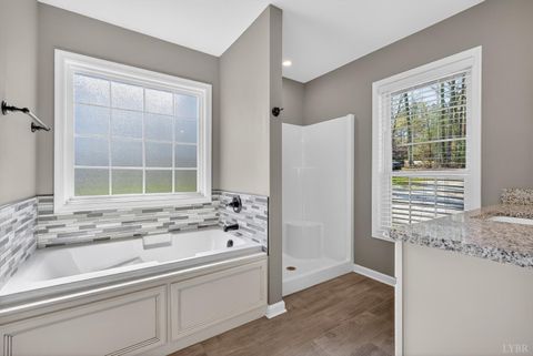 Tiny photo for 1722 Country Club Road Rd, Appomattox, VA 24522 (MLS # 365503)