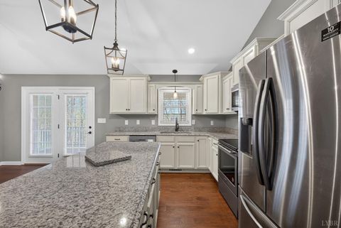 Tiny photo for 1722 Country Club Road Rd, Appomattox, VA 24522 (MLS # 365503)