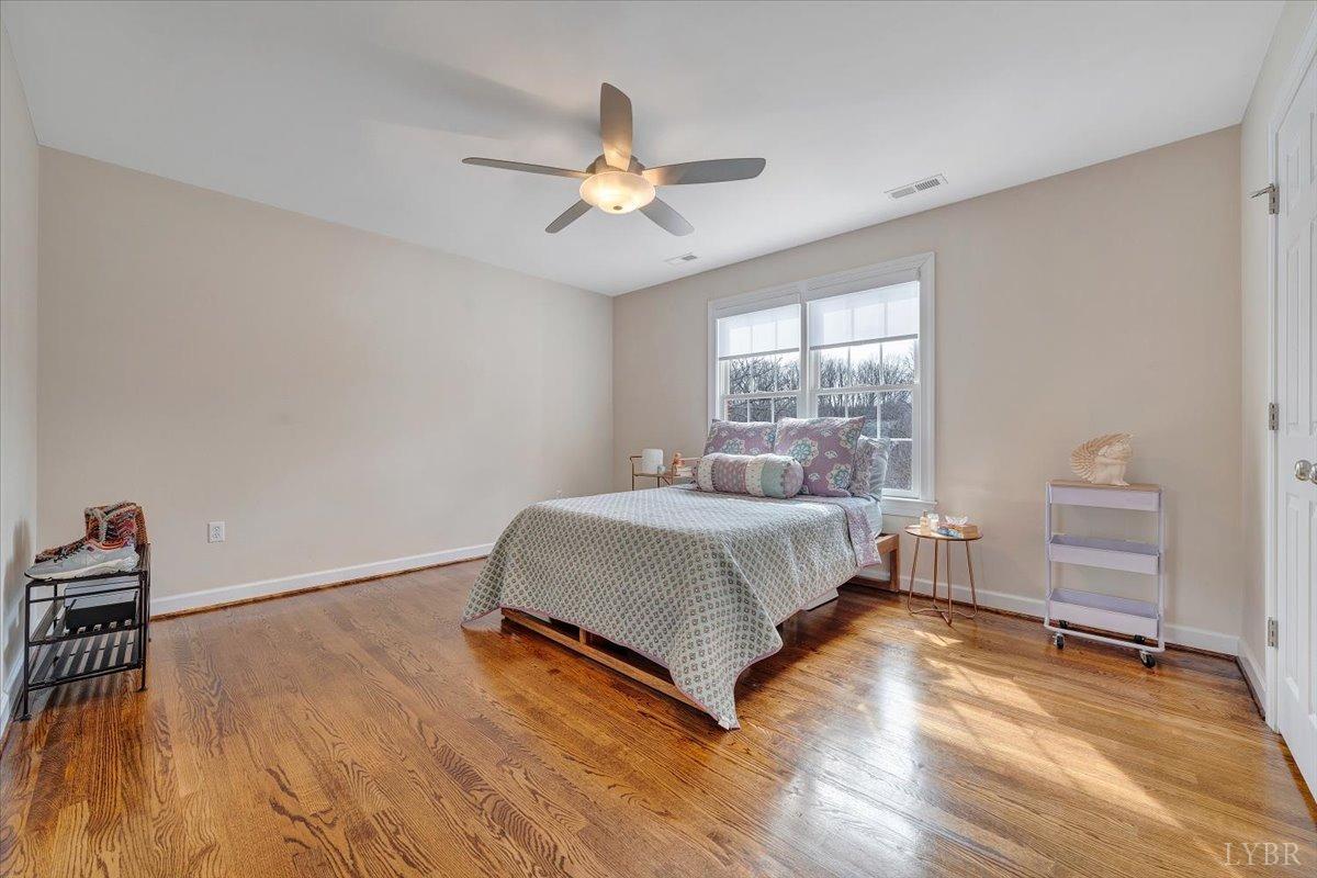 Lynchburg, Virginia 24503, United States, 5 Bedrooms Bedrooms, ,6 BathroomsBathrooms,Residential,Pending,89785