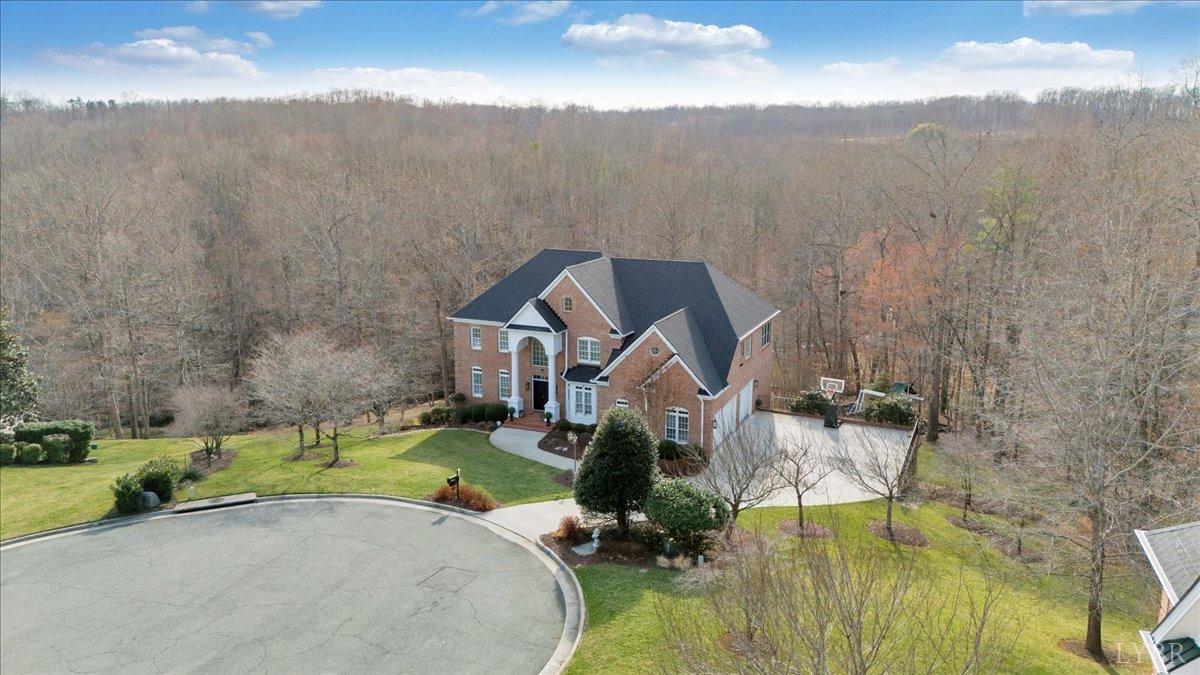 Lynchburg, Virginia 24503, United States, 5 Bedrooms Bedrooms, ,6 BathroomsBathrooms,Residential,Pending,89785
