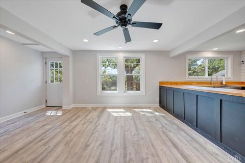 Tiny photo for 1038 Valencia Drive, Huddleston, VA 24104 (MLS # 361802)