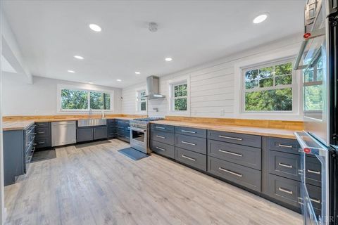 Tiny photo for 1038 Valencia Drive, Huddleston, VA 24104 (MLS # 361802)
