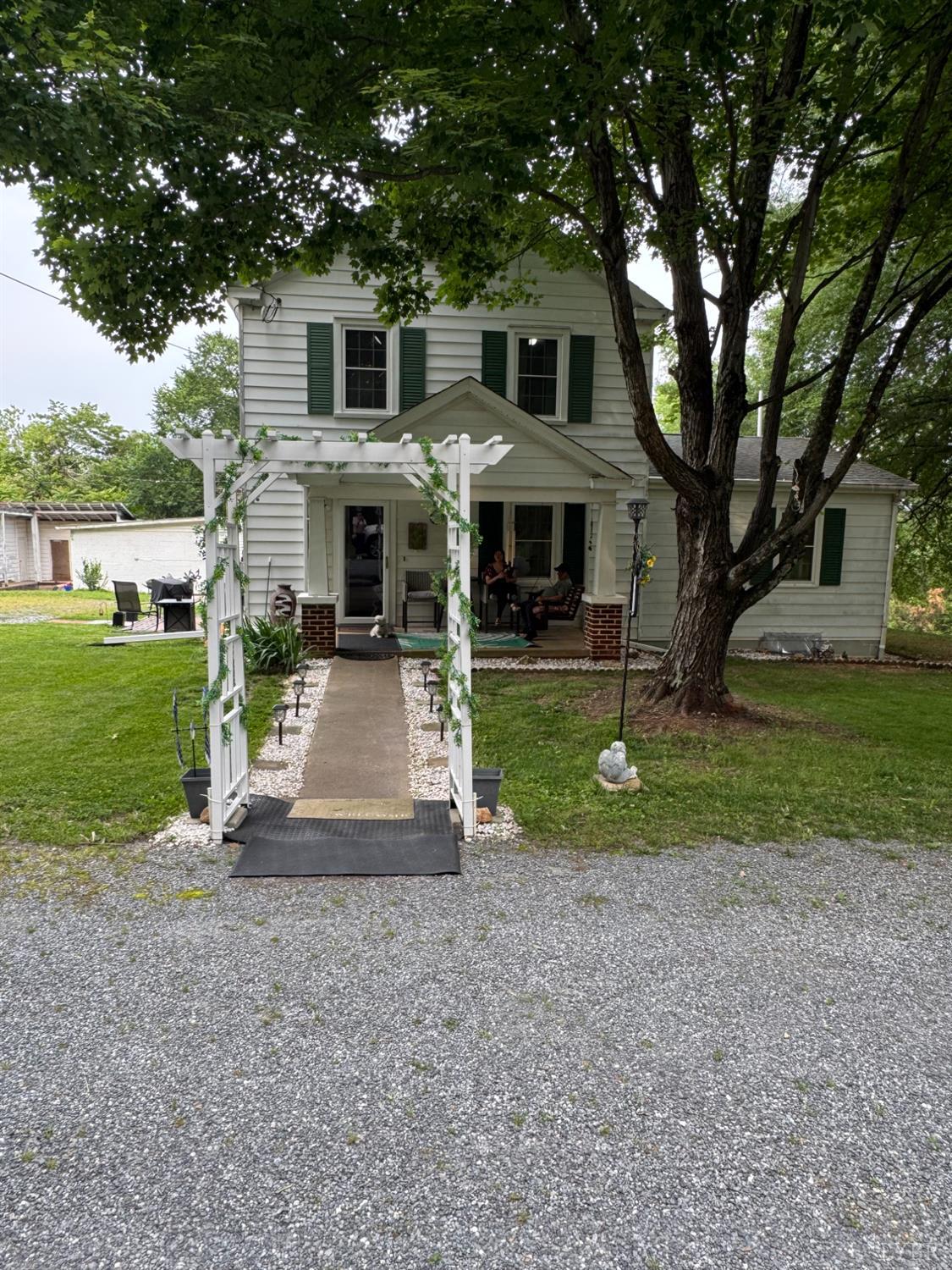 100 New Chapel Road, Rustburg, Virginia image 2