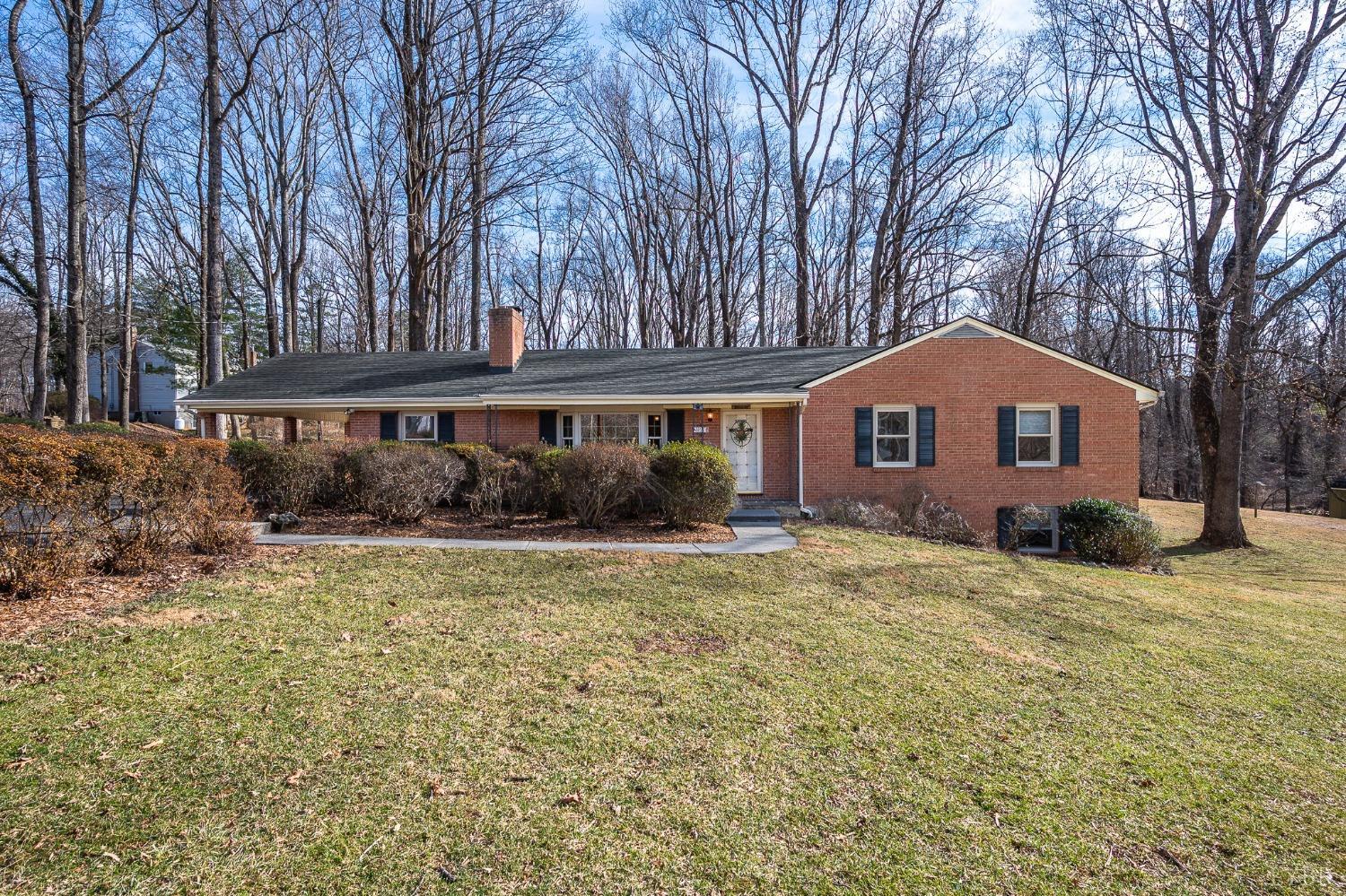 921 Watson Place, Bedford, Virginia image 1