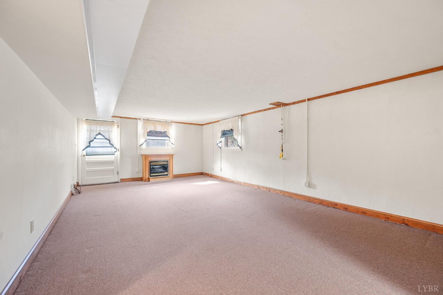 921 Watson Place, Bedford, Virginia image 40