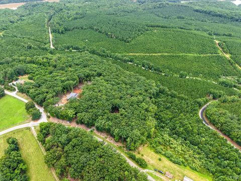 Tiny photo for 34 Brights Road, Pittsville, VA 24139 (MLS # 363871)