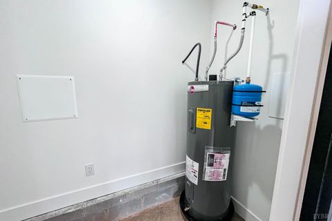 Tiny photo for 169 Luke Court, Rustburg, VA 24588 (MLS # 363286)