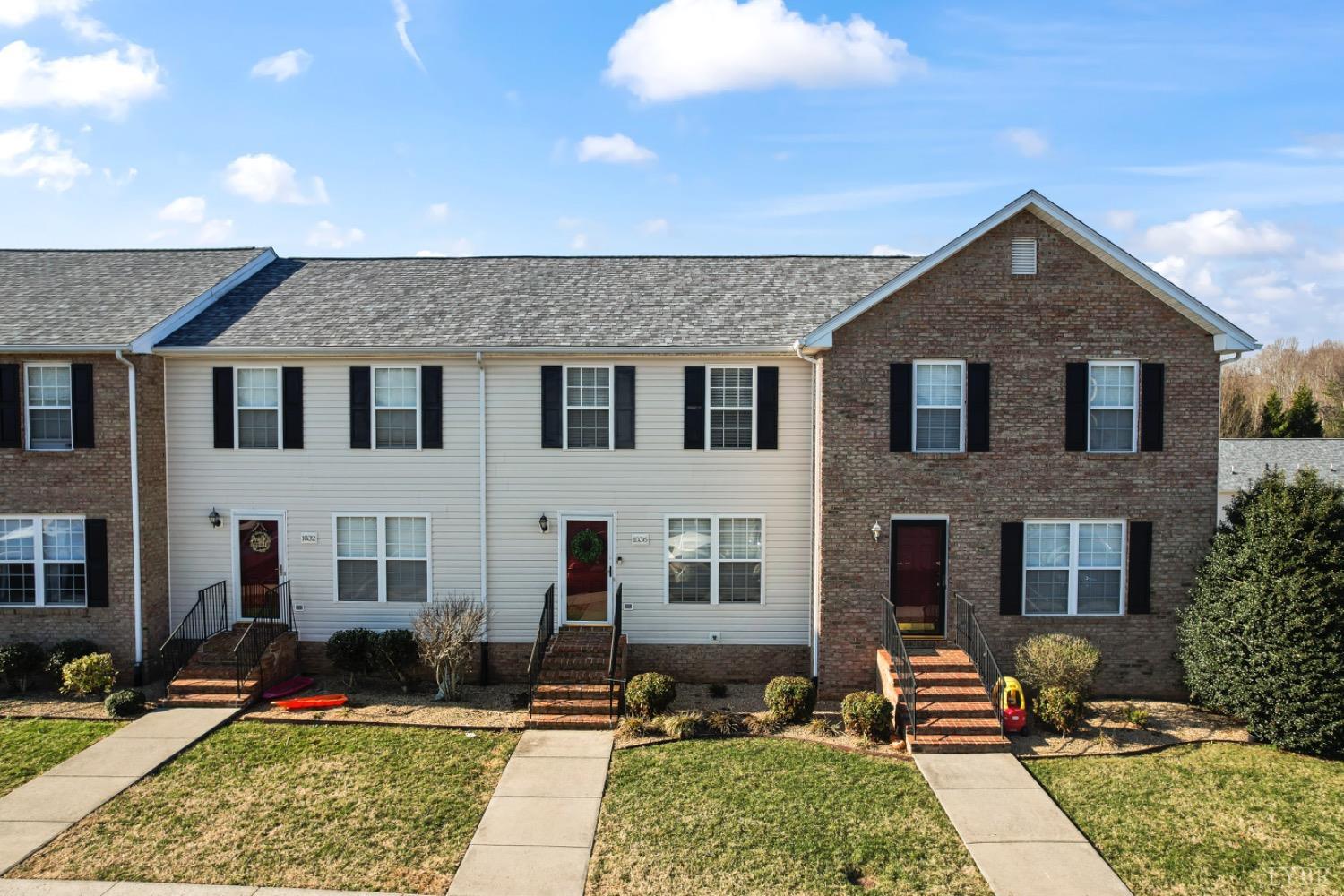 1036 Middle View Drive, Forest, Virginia image 2