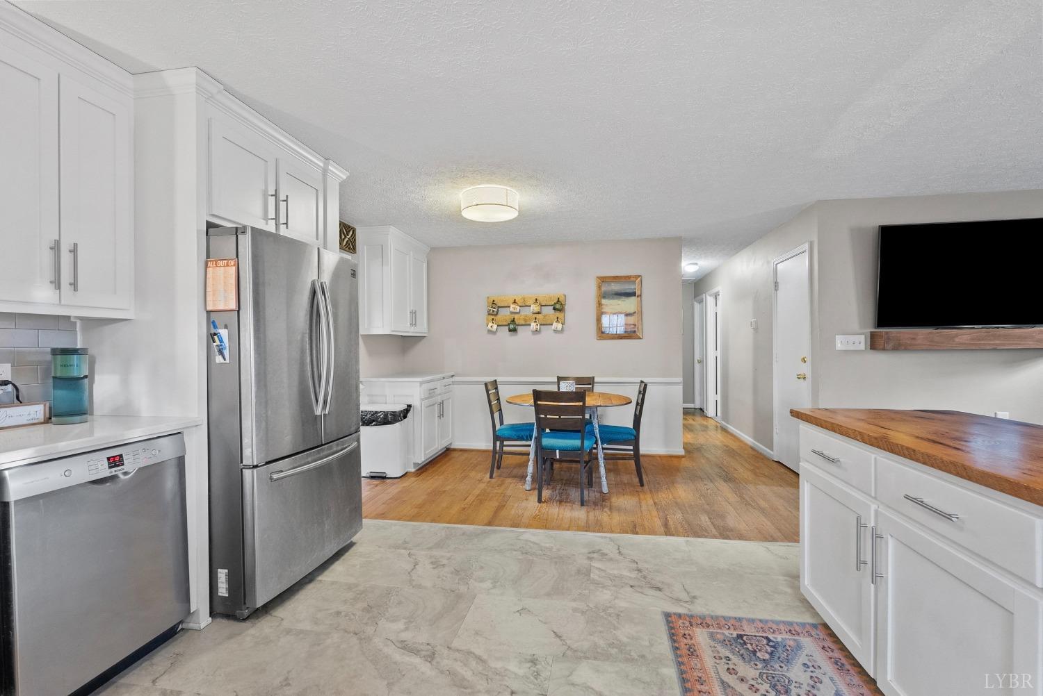 206 Simsbury Lane, Forest, Virginia image 12