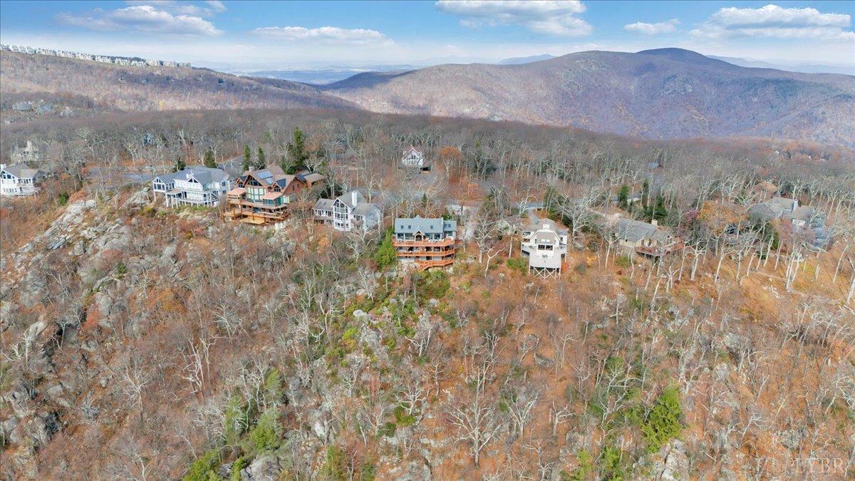 Wintergreen, Virginia 22967, United States, 6 Bedrooms Bedrooms, ,6 BathroomsBathrooms,Residential,Active,33948