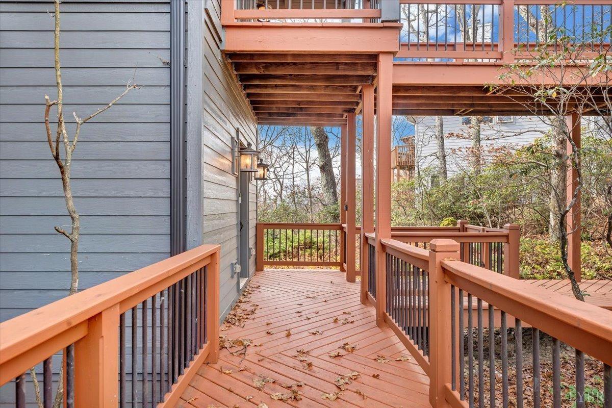 Wintergreen, Virginia 22967, United States, 6 Bedrooms Bedrooms, ,6 BathroomsBathrooms,Residential,Active,33948