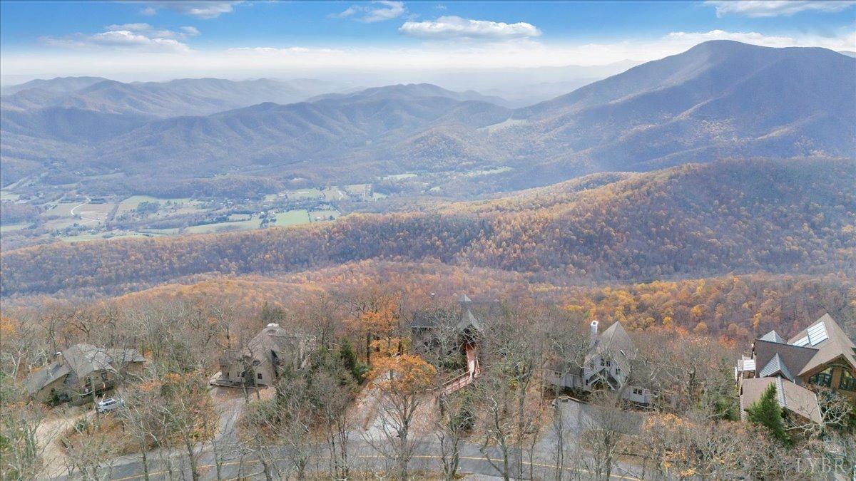 Wintergreen, Virginia 22967, United States, 6 Bedrooms Bedrooms, ,6 BathroomsBathrooms,Residential,Active,33948