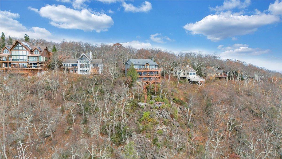 Wintergreen, Virginia 22967, United States, 6 Bedrooms Bedrooms, ,6 BathroomsBathrooms,Residential,Active,33948