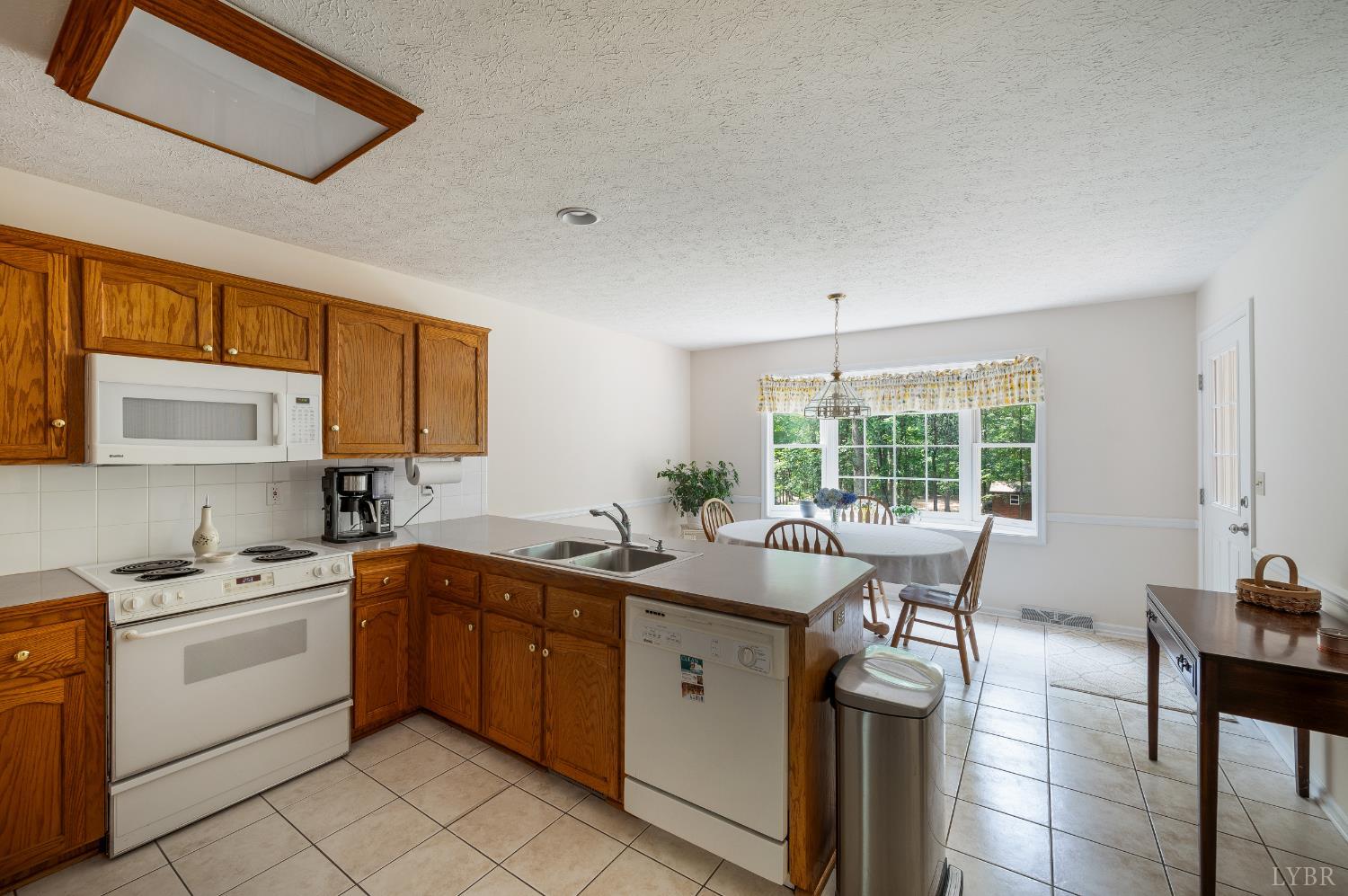 106 Stirling Court, Forest, Virginia image 12