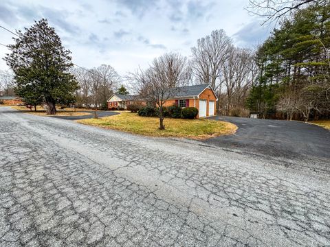 Tiny photo for 88 Jean Place, Lynchburg, VA 24502 (MLS # 363849)