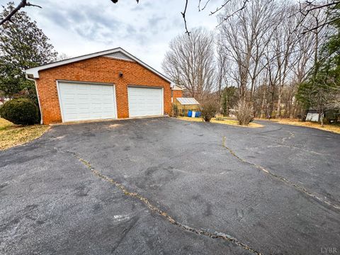 Tiny photo for 88 Jean Place, Lynchburg, VA 24502 (MLS # 363849)