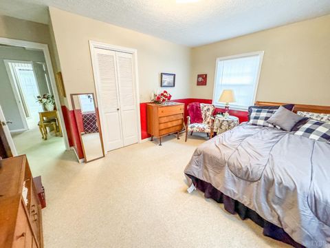 Tiny photo for 88 Jean Place, Lynchburg, VA 24502 (MLS # 363849)