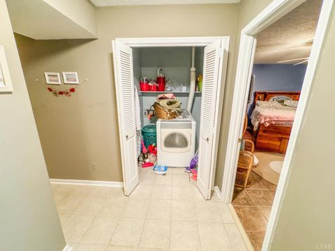 Tiny photo for 88 Jean Place, Lynchburg, VA 24502 (MLS # 363849)