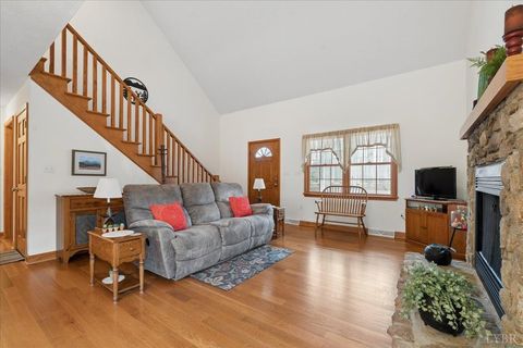 Tiny photo for 2064 Parker Road, Bedford, VA 24523 (MLS # 364838)