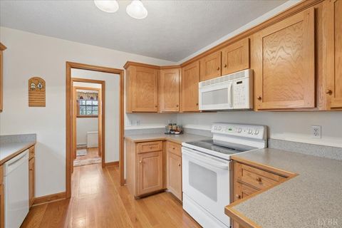 Tiny photo for 2064 Parker Road, Bedford, VA 24523 (MLS # 364838)