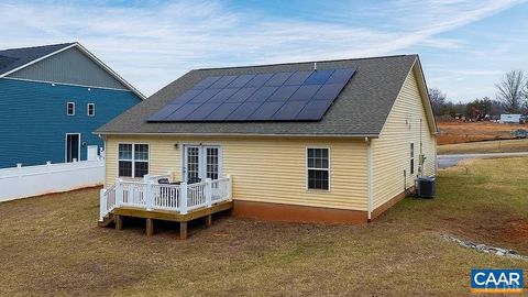 Tiny photo for 147 W STRATFORD PL Pl, Madison Heights, VA 24572 (MLS # 365032)